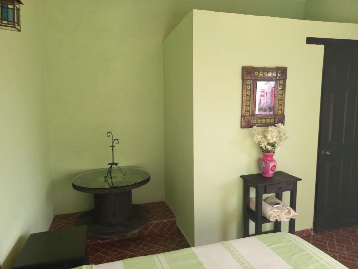 Casa Loteria Bed and Breakfast San Miguel de Allende Buitenkant foto