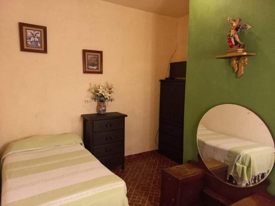 Casa Loteria Bed and Breakfast San Miguel de Allende Buitenkant foto